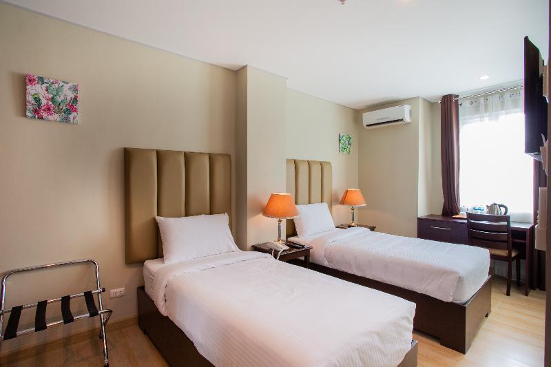 Asrodel Hotel Redpartner Davao Экстерьер фото